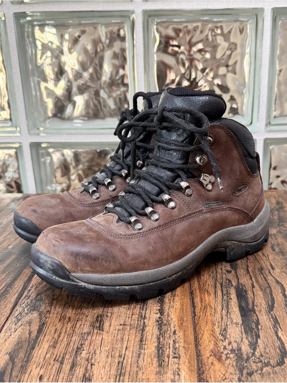 Men's $140 Hi-Tec Altitude IV Leather Brown Waterproof Hiking Boots 9.5